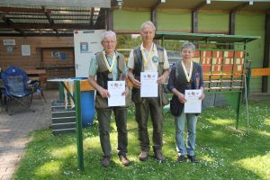 Die drei Medaillengewinner des Wochenendes; Friedrich Schachtebeck; Heinz-Jürgen Bauermeister; Bettina Schachtebeck.